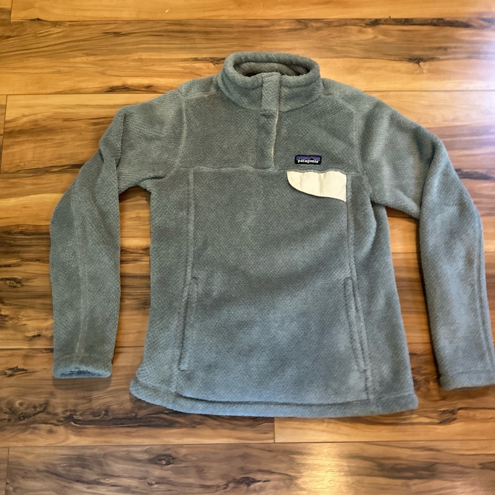 Patagonia Women's Polar Tec Fleece Snap-T Pullover Gray Size S STY25443